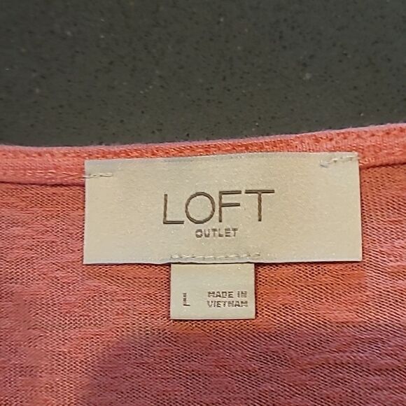 Loft outlet sz L tatted shoulder button front shirt - Picture 7 of 9